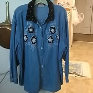 VINTAGE DENIM EMB. SHIRT.  XXL